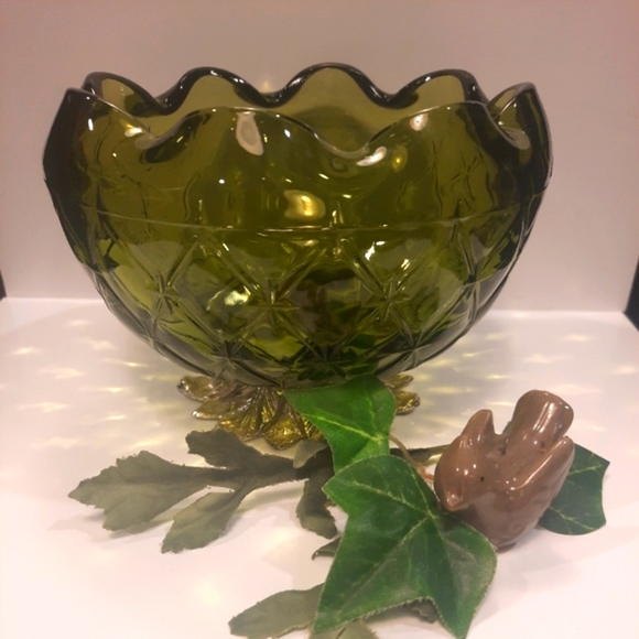 Vintage Indiana Glass Quilted Diamond Decorative Footed Bowl ~ Metal Base - Picture 1 of 8